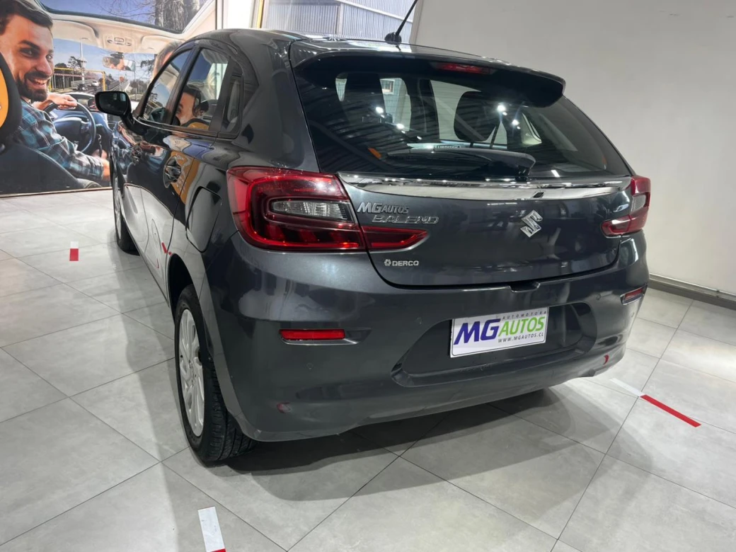 imagen 0 de vehiculo con id 2141